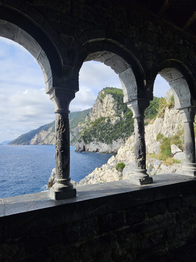 Lungo le scogliere delle Cinque Terre